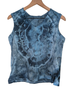 Medium v neck tank