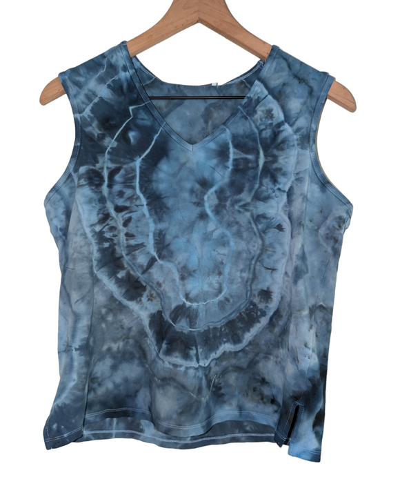 Medium v neck tank