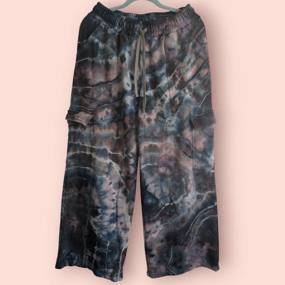 Medium wide leg cargo pants