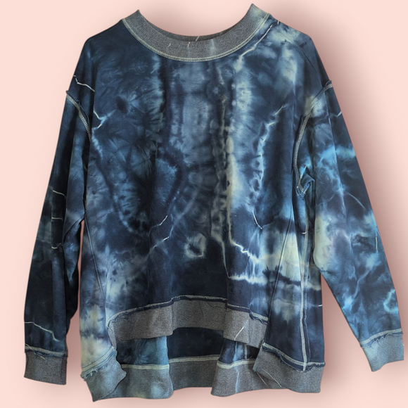 S/M oversized crewneck