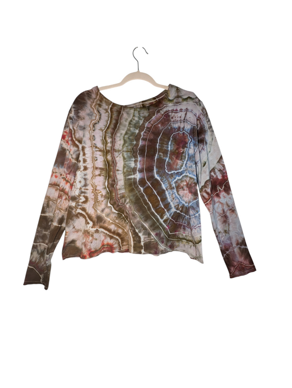 Medium long sleeve boxy top