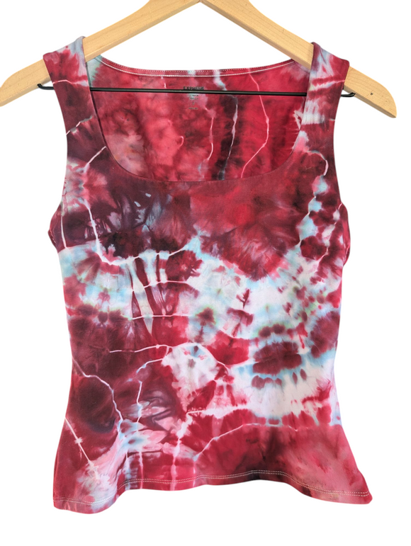 Small square neck body contour top