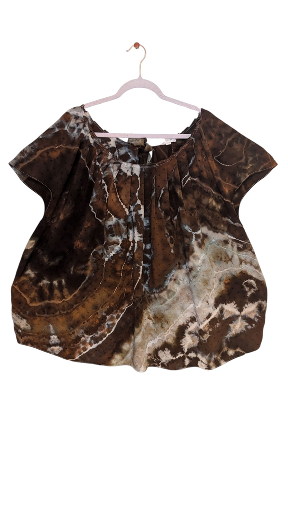 4X swiss dot top ties at back of neck