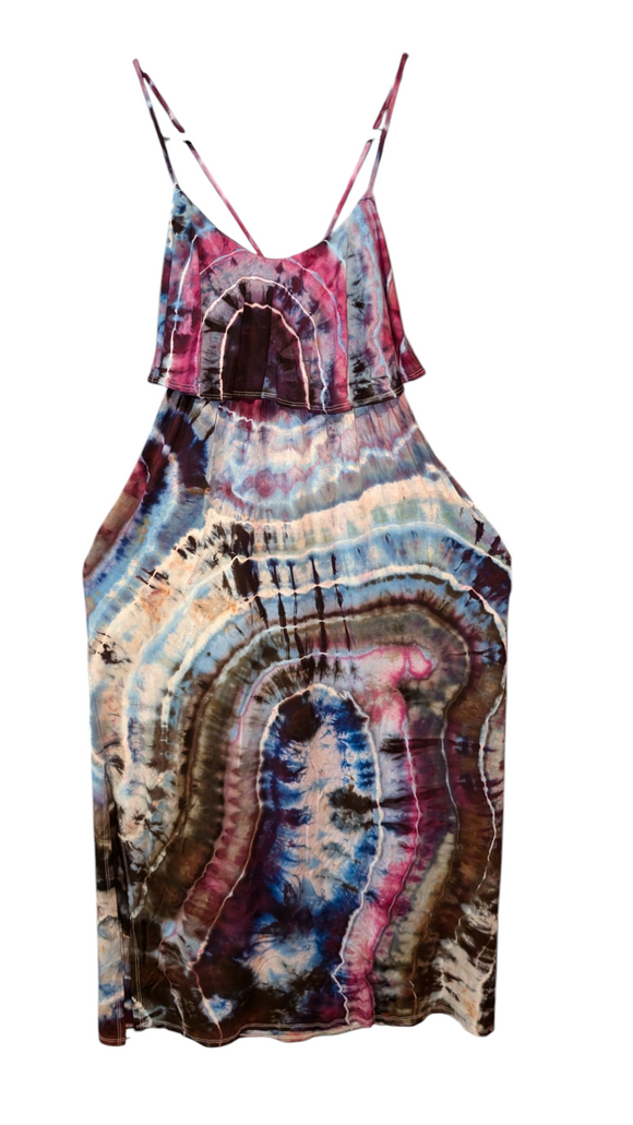 Large flounce dress with pockets