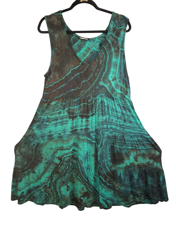 Large tiered dress with pockets