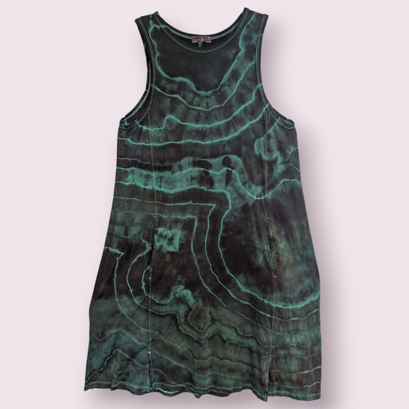 Small front pocket dress