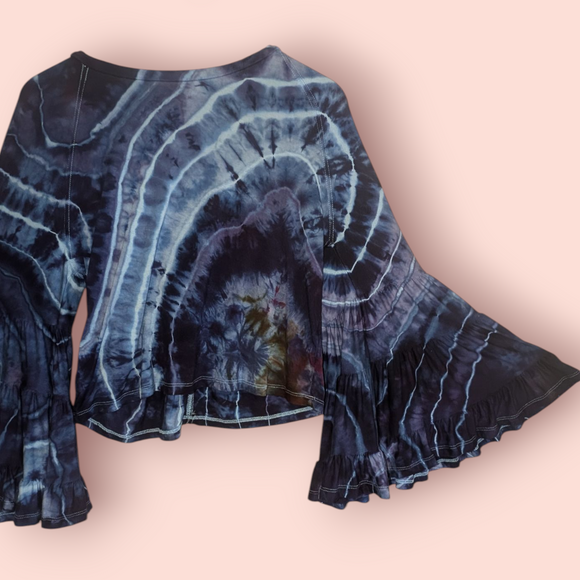 Small bell sleeve top