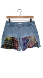 Small jean shorts with pockets and tie waist